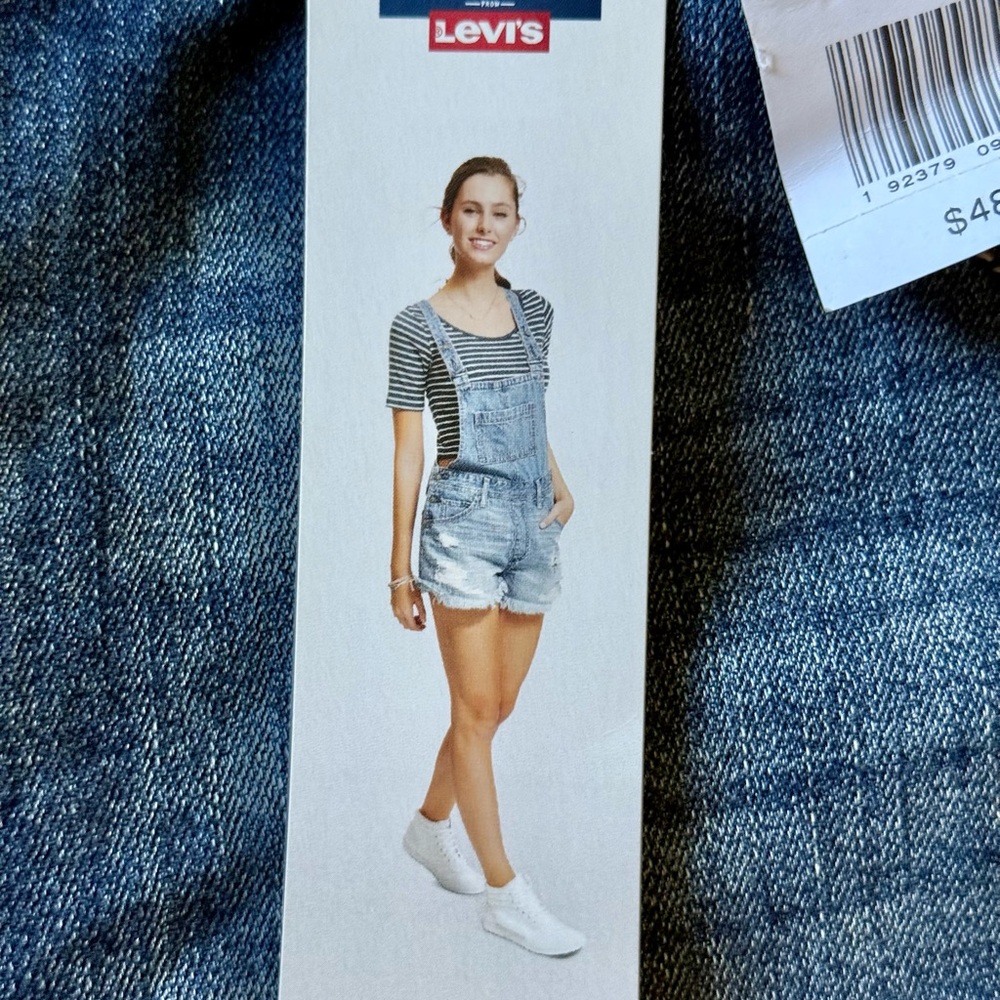 Women’s Size Small Levi's Light Blue Denim Short Overalls with Buttons - Picture 3 of 7